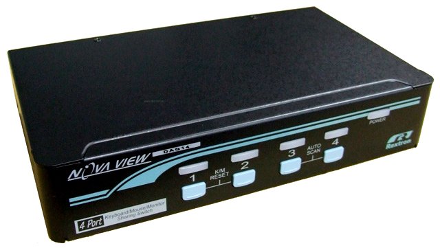 DVI/I USB KVM Switch - 4 PCs BLACK